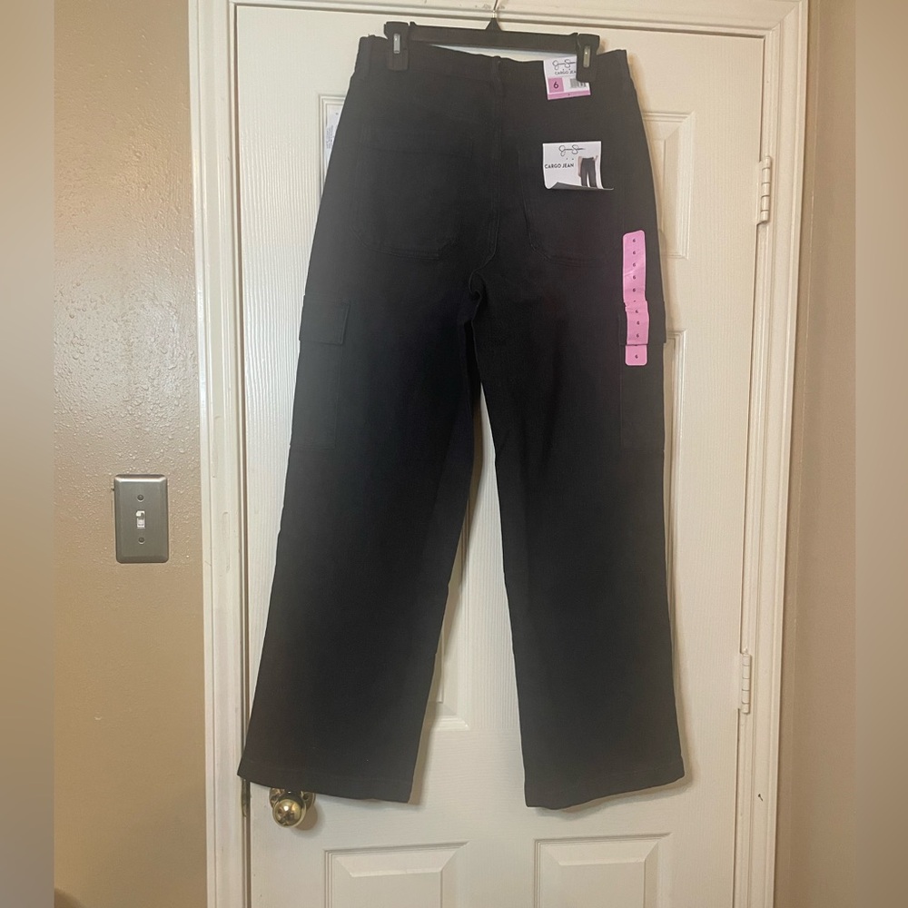 Jessica Simpson Women’s Cargo Jeans Size: 6